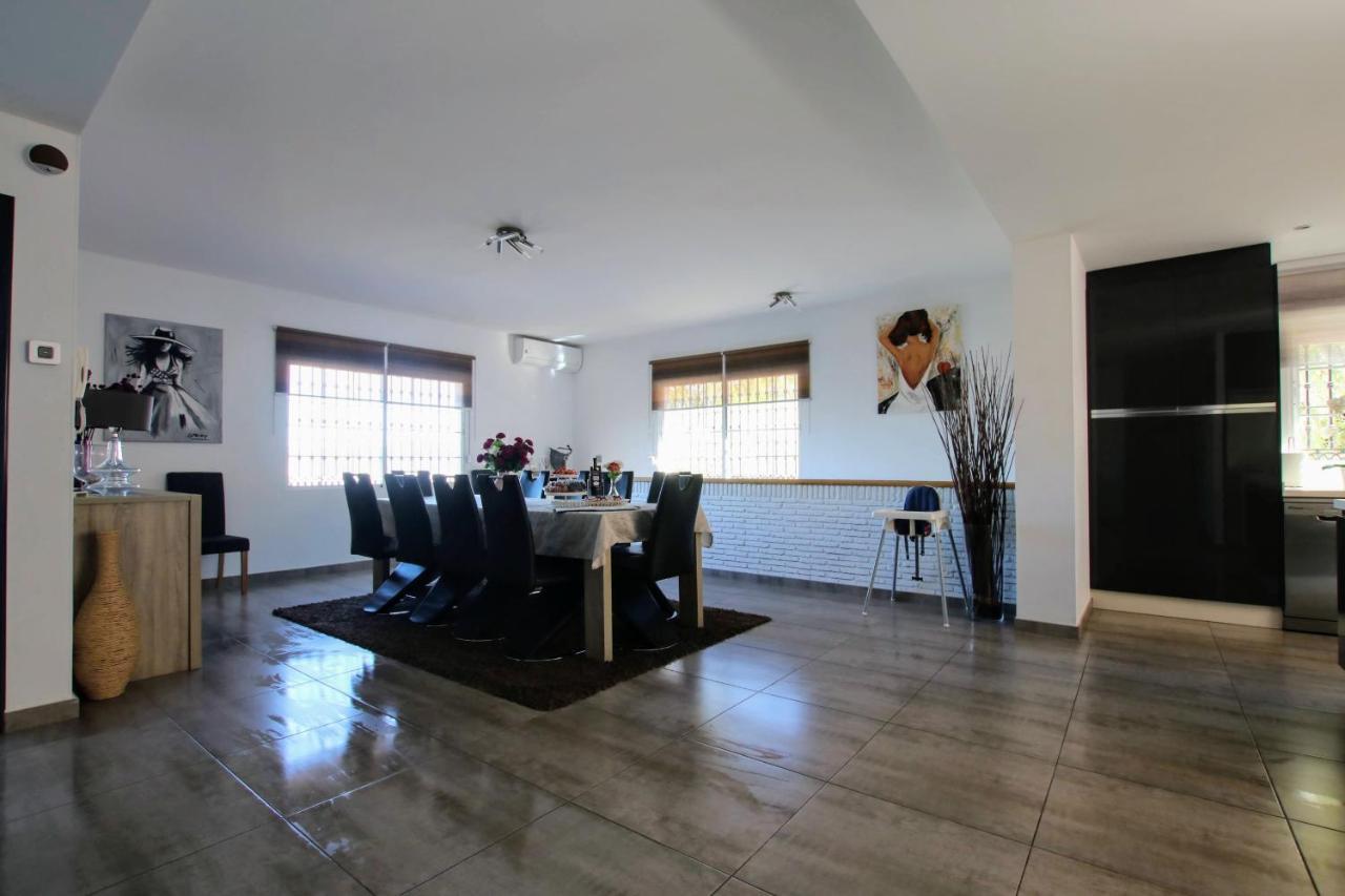 Alhaurín de la Torre Tess Villa Fleury מראה חיצוני תמונה